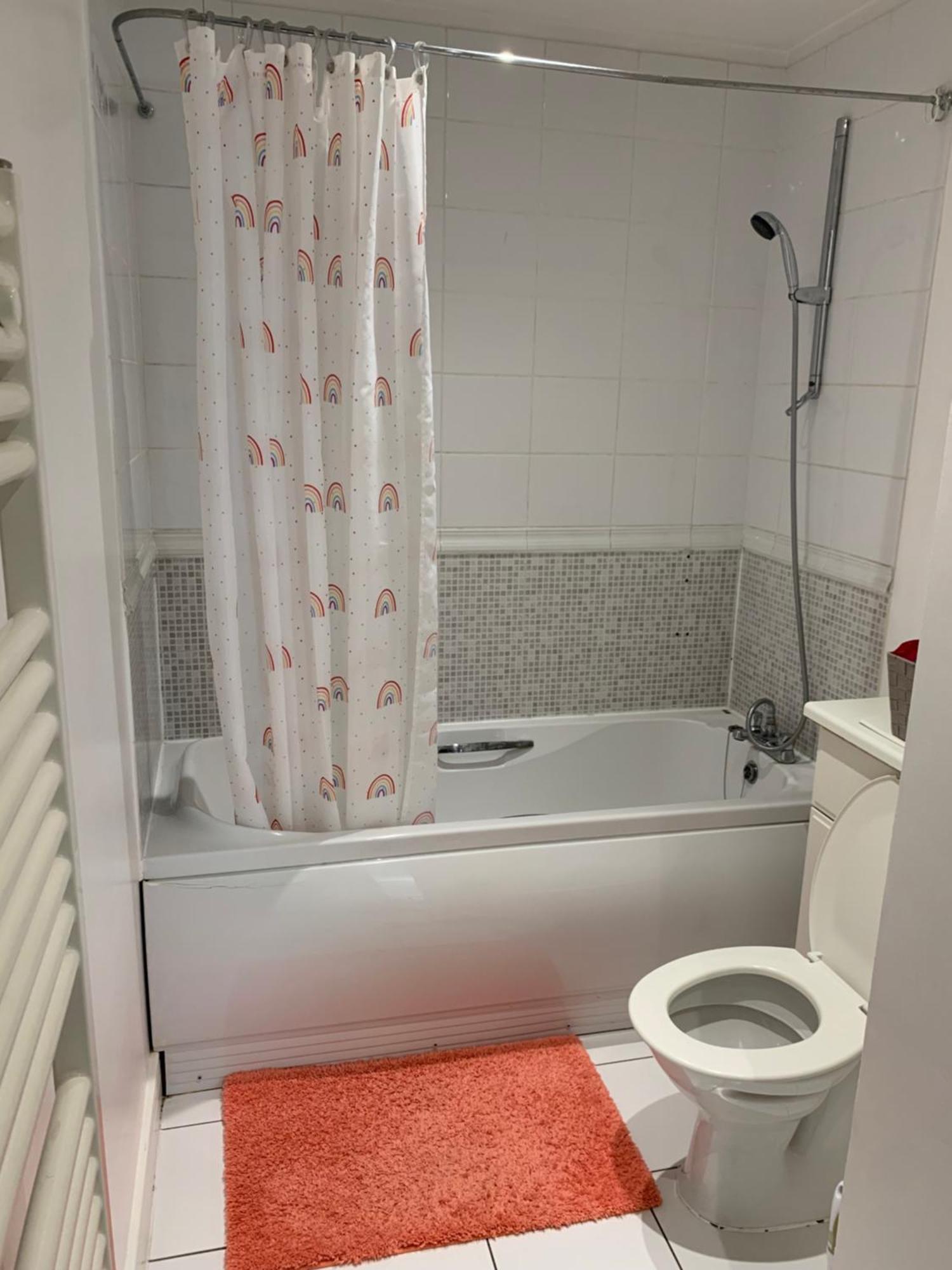 Room In Stratford With Private Bathroom And Parking Лондон Экстерьер фото